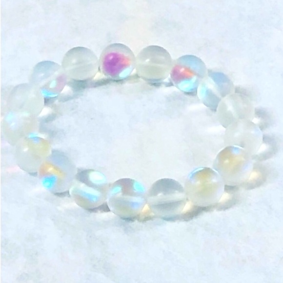 Iridescent Frosted Matte AB Glass Stretch Bracelet - Picture 1 of 8